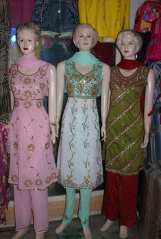 afghanistan clothing