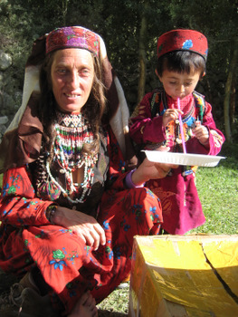 afghan woman and child